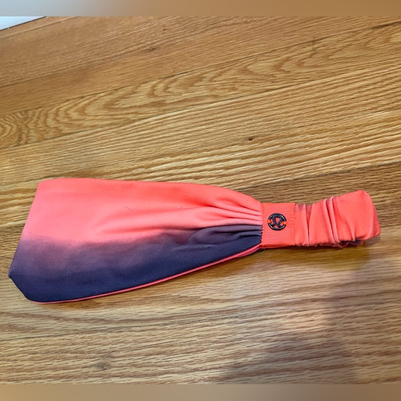 Lululemon headbands - Picture 2 of 3